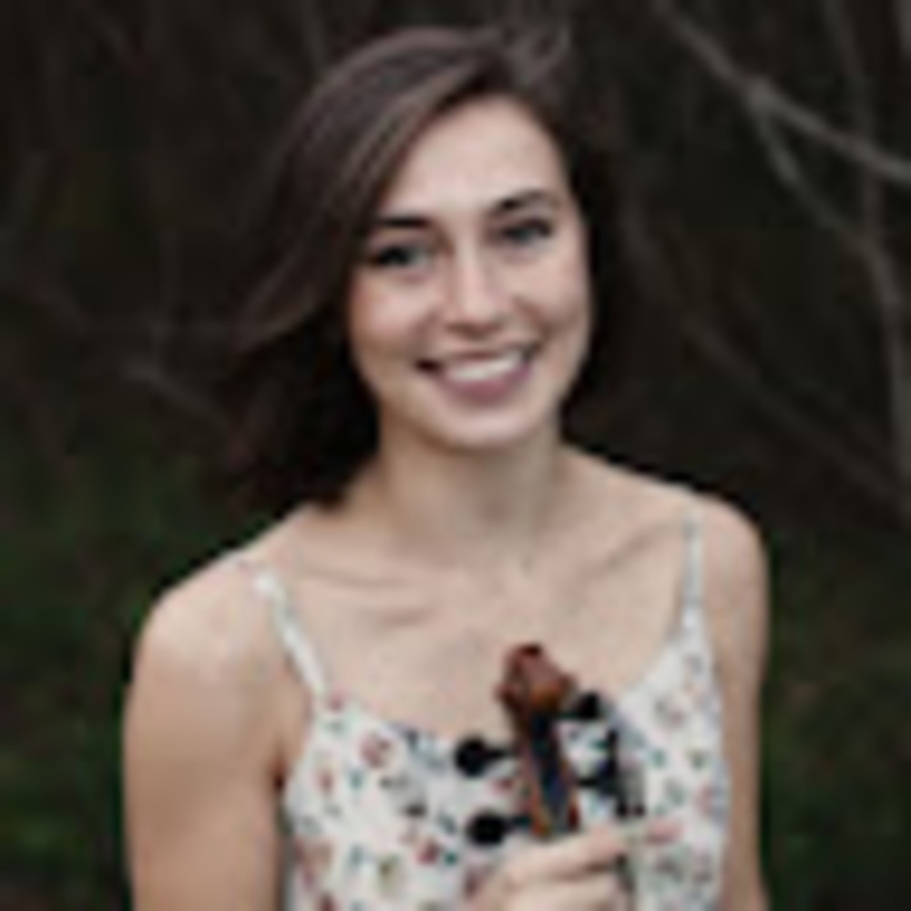 Meet your Posher, Maura shawn